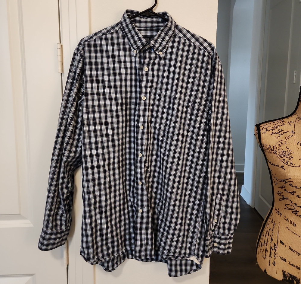 Faded Glory Men's Navy and White Plaid Shirt